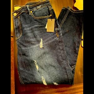 NWT Eloquii distressed skinny jeans - cropped style 18s